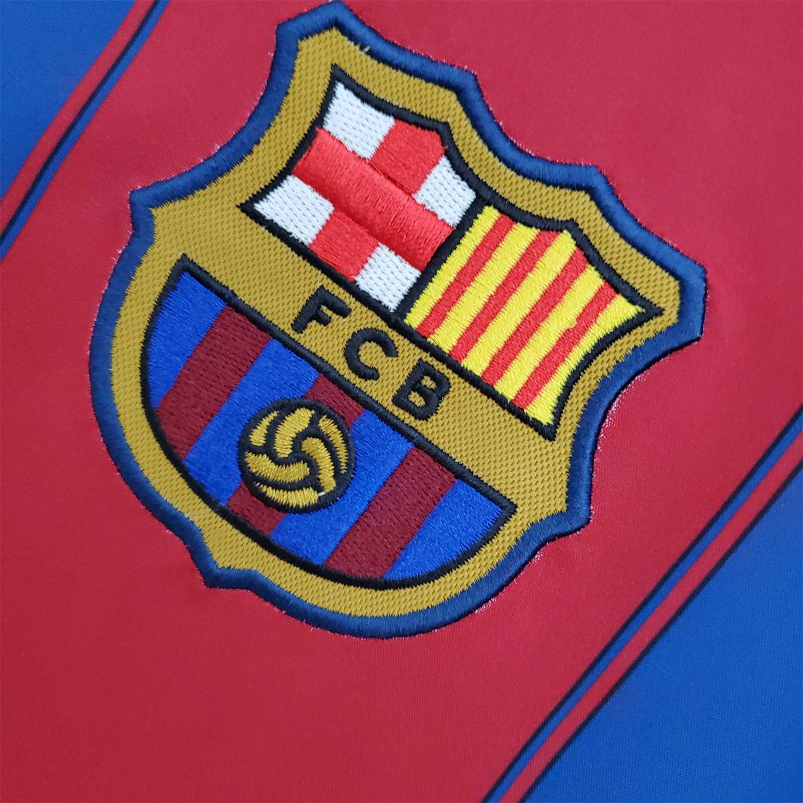 Ronaldinho Barcelona Home Jersey 2003/04