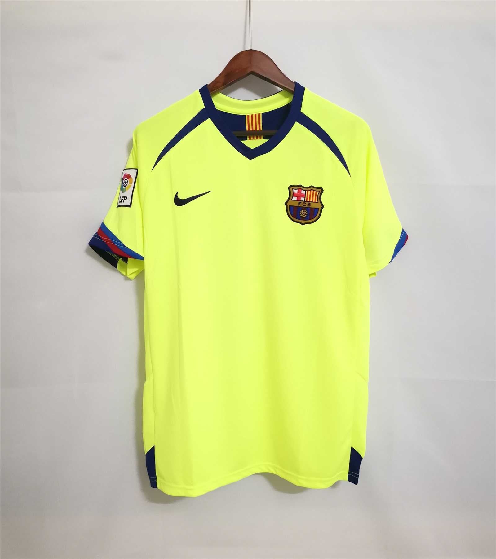 Barcelona Away Jersey 2005/06