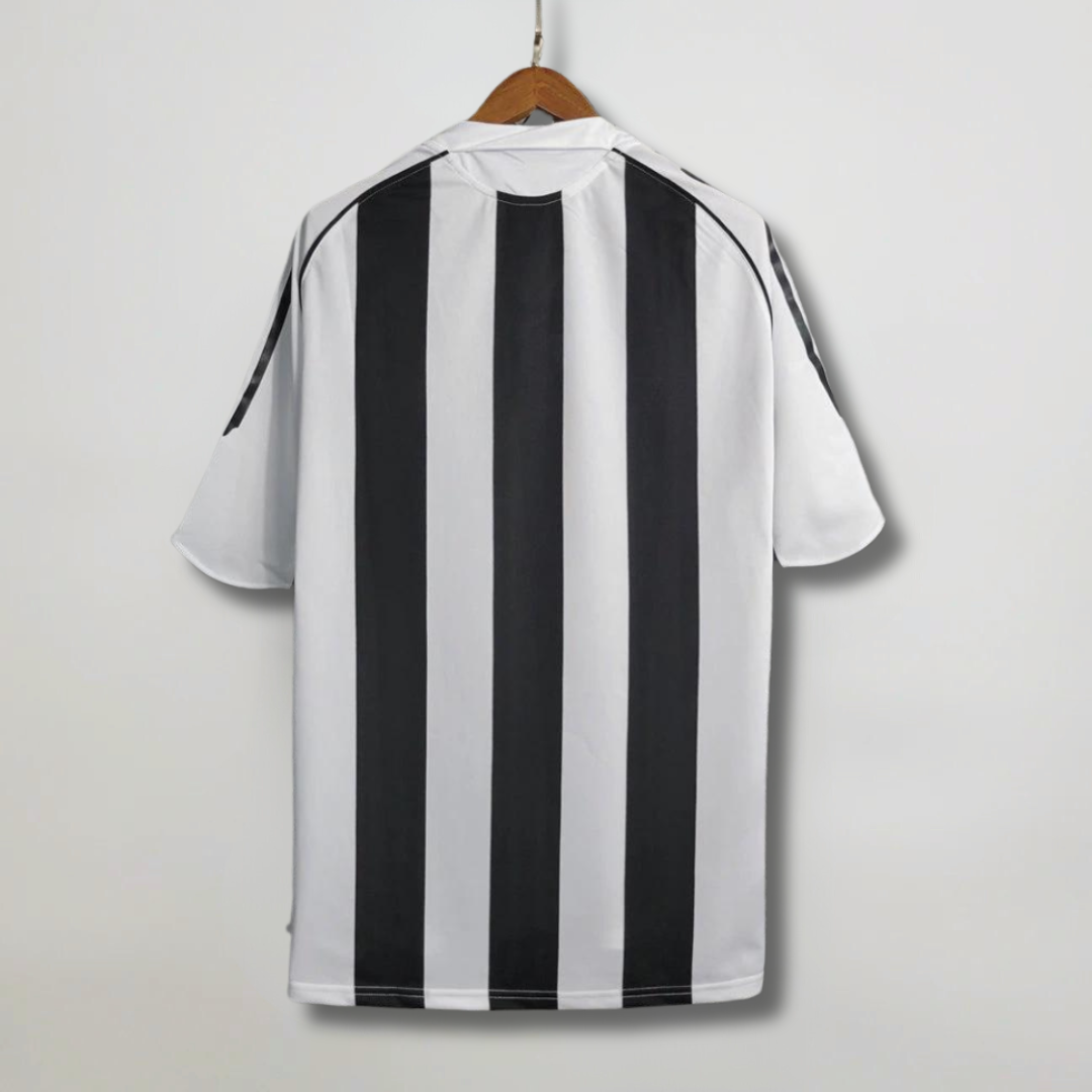 Newcastle Home Shirt 2004/05