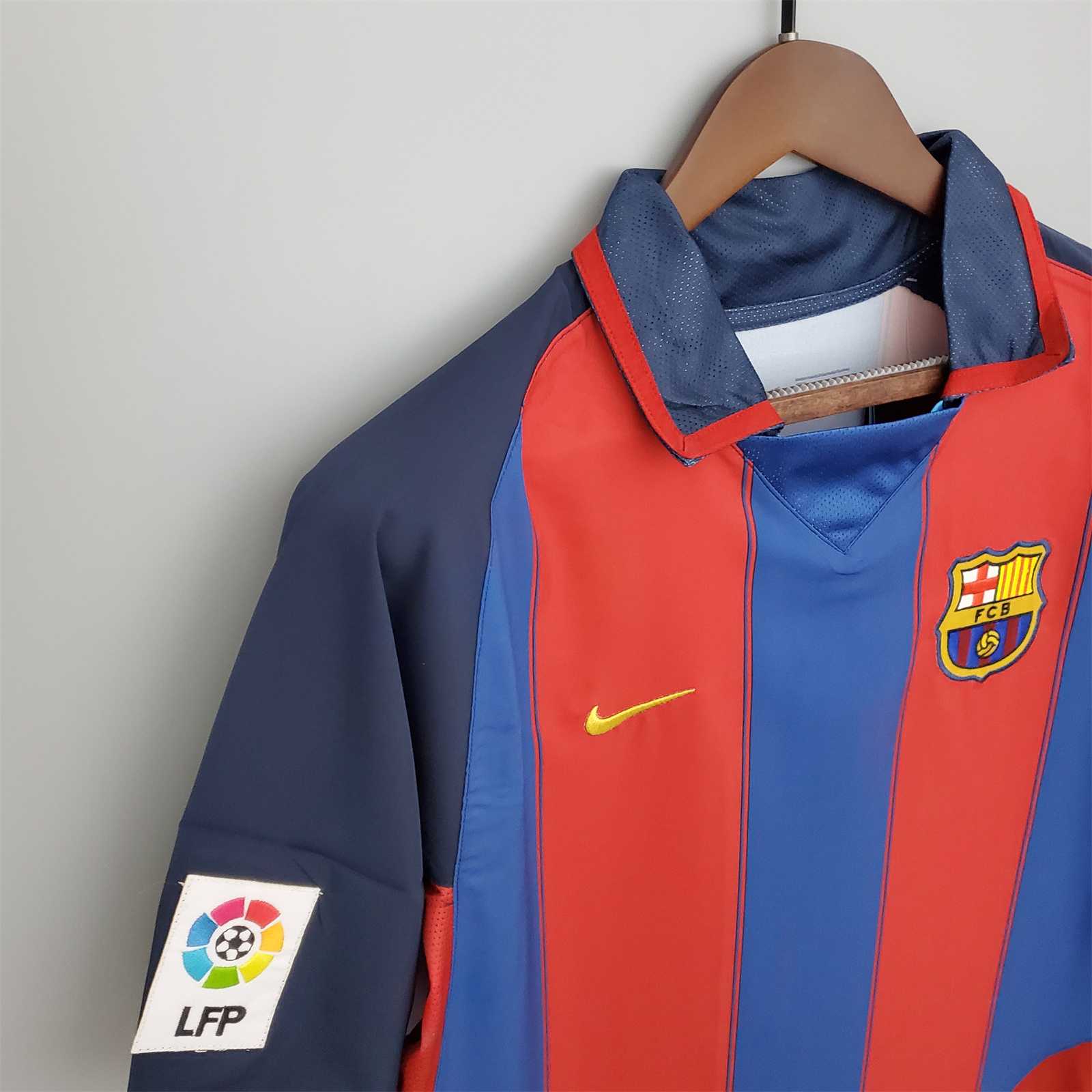 Ronaldinho Barcelona Home Jersey 2003/04