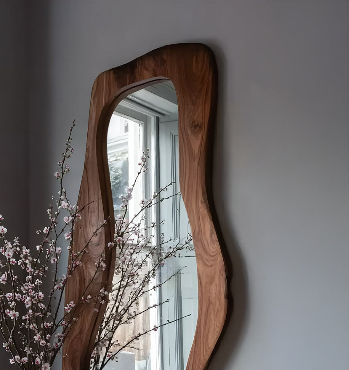 Live Edge Houten Wanddecoratie & Staande Spiegel – Uniek Woondecor