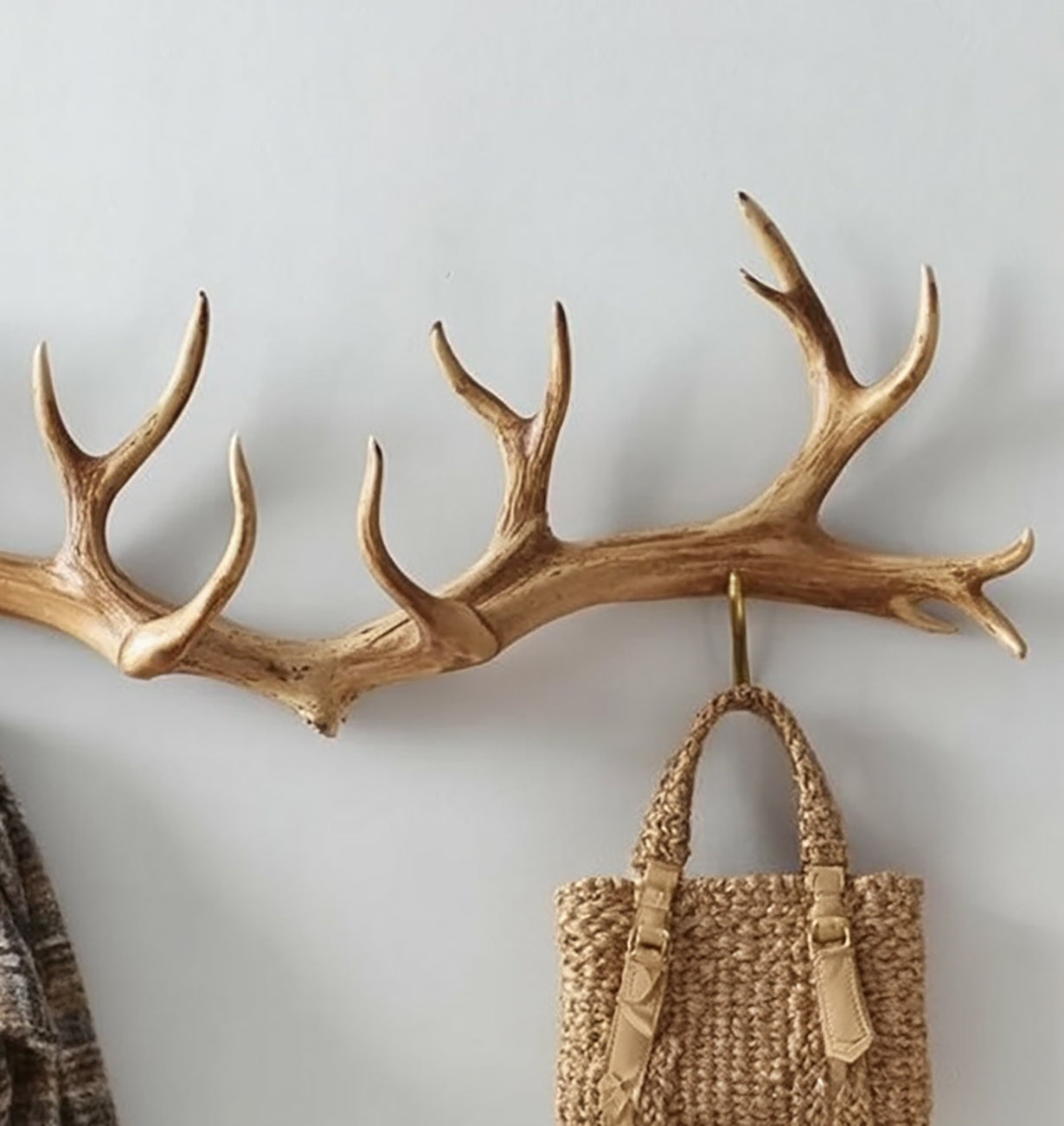 Porte-Manteau en Bois de Cerf – Crochet Mural Rustique Fait Main pour Maison & Bureau